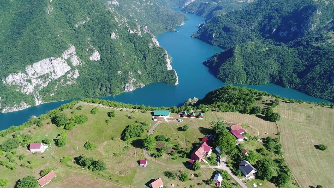 Rural Resort Tron Plužine Exteriér fotografie